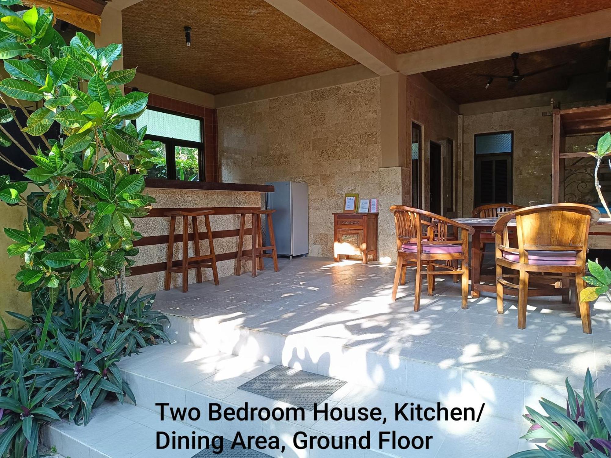 Guci Guesthouses Ubud  Exterior photo